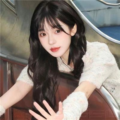 绿杨移作两家春